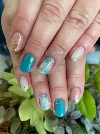 ミディアム Glanz  Nail aのネイルデザイン