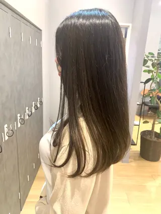 カラー 田中 優菜のヘアスタイル