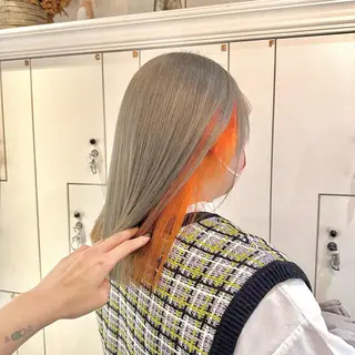 ミディアム カラー 梅田ハイトーン チダ ヒナノのヘアスタイル