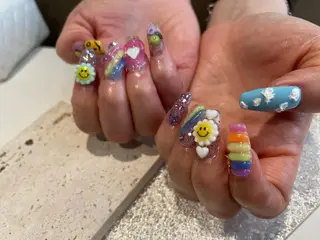 ロング ネイル m kaori𓃟のネイルデザイン