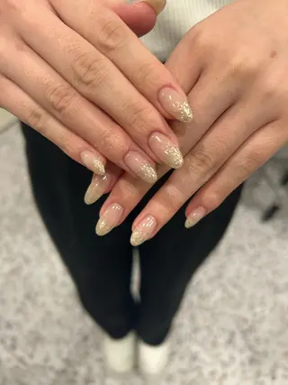 ネイル 小松 千冬snazzyのネイルデザイン