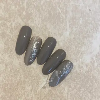 ネイル Ray. ／綺麗目ニュアンスのネイルデザイン