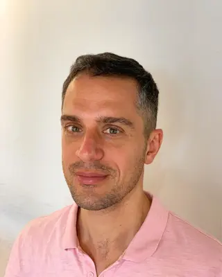 メンズ Leverage所属・【店長】外国人風 メンズヘア尾上雄輝のヘアスタイル