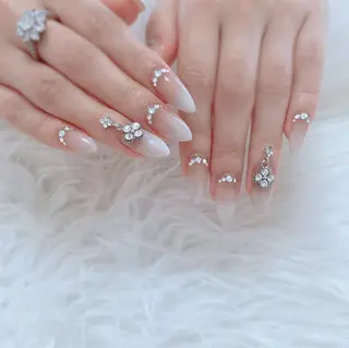 ネイル ESPOIR Ｎのネイルデザイン