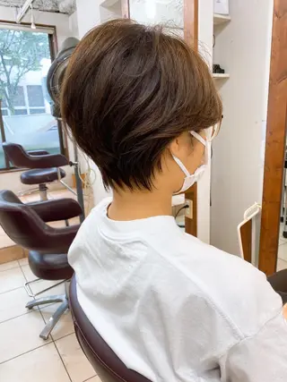 ショート カラー ベリショディレクター 小野 健太郎のヘアスタイル