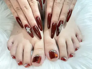 ネイル One plus StudioNailのネイルデザイン