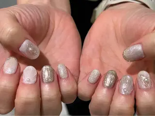 ネイル ꪆৎ平行アーチ ྀི ワカナの眉毛・アイブロウイメージ