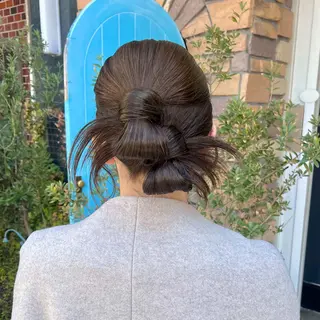 セミロング ヘアアレンジ 伊藤 玲衣のヘアスタイル