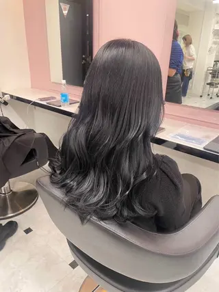 ミディアム カラー 韓国風グレージュ 🤍たくみ🤍のヘアスタイル