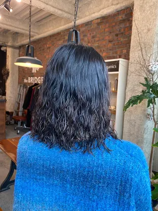 ミディアム パーマ the BRIDGE 加藤みのりのヘアスタイル