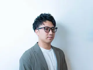 ショート メンズ 鈴木 一也のヘアスタイル