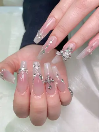 ネイル lucky nail 歌舞伎町のネイルデザイン
