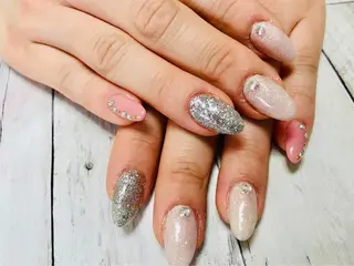 ネイル nico.nico.mark NAIL所属・小林 梓のエステ・リラクイメージ