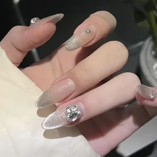 ネイル RAFFINE haru🦋🩵のネイルデザイン