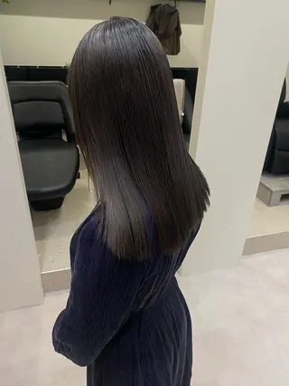 セミロング カラー 💛🤍U too e’s 鎌倉🧸のヘアスタイル