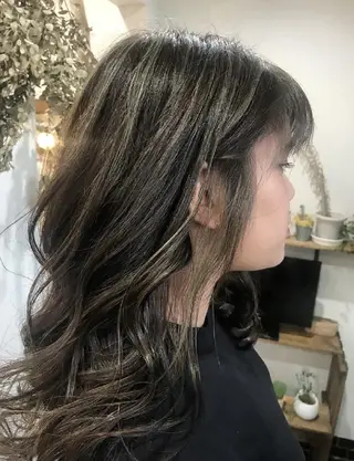 ロング 佐藤 美咲のヘアスタイル