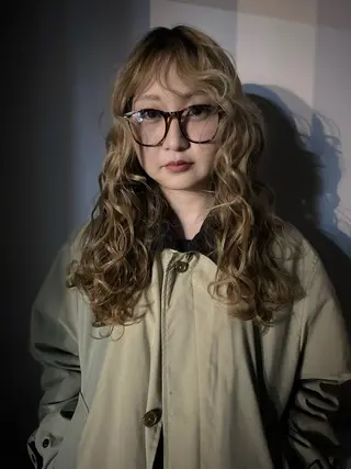 ロング カラー nimes所属・三輪 充希のヘアスタイル