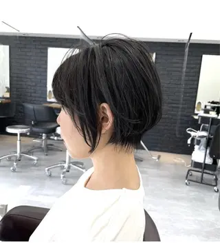 ショート ブリーチカラー 🦋RANA🦋のヘアスタイル