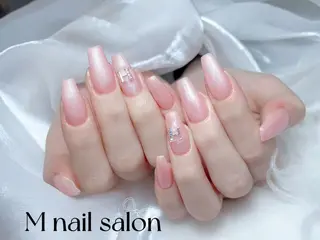 ネイル M🌷nail 長さだし専門店のネイルデザイン
