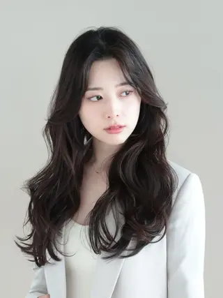 ロング カラー レイヤー/顔周り /透明感🩶高橋大のヘアスタイル