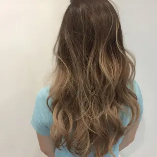 ミディアム カラー AMI Hair  supply所属・髪質改善カラー 韓国風レイヤーのヘアスタイル