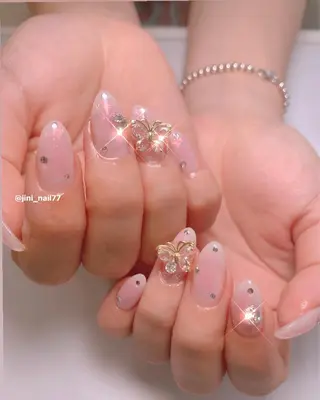 ネイル JINI NAIL所属・ジニ ネイルのネイルデザイン