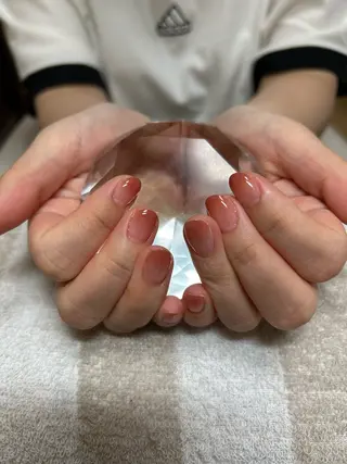 ネイル プライベートサロン ヴェール所属・上田 ゆいのネイルデザイン