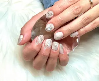 ネイル 頑張る女性の味方✴︎ M.i　nail ♡のネイルデザイン