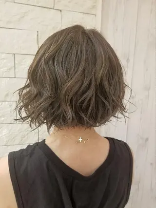 ショート カラー Le Lien カジのヘアスタイル