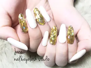 ネイル Yakko pas á pasのネイルデザイン