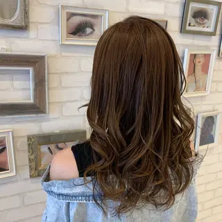 ミディアム ému エミュ　hair &spa所属・近藤 みゅうまのヘアスタイル