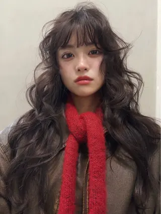 ロング カラー ヘアアレンジ ニュアンスカラー🧶 nanacoのヘアスタイル