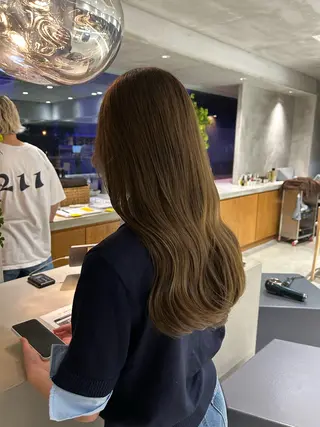 セミロング カラー 馬場 菜乃夏のヘアスタイル