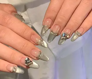 ネイル Pure&Rich Nailのネイルデザイン