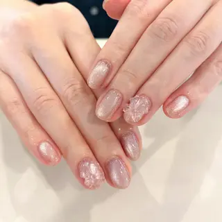 ネイル 岡崎 佑香のネイルデザイン