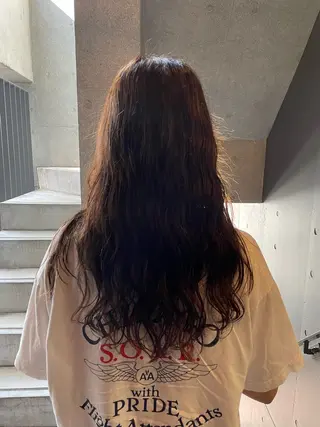 ロング shoko/ 海外ガール風パーマのヘアスタイル