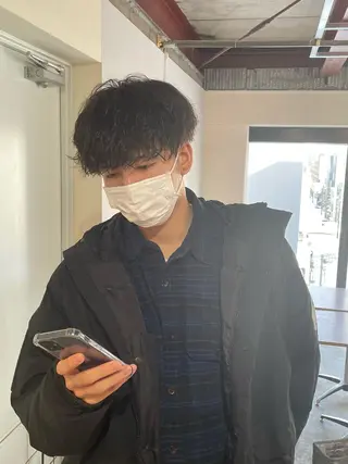 パーマ La fith hair ray 札幌店所属・顔まわり/W カラー/リョウのヘアスタイル