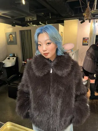 ショート Maho/海外 レイヤー/ハイトーンのヘアスタイル