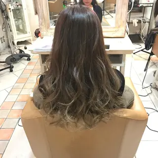 カラー レイヤーカット✂︎池 袋個室サロンkumaのヘアスタイル