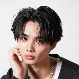 メンズ 韓国ヘア特化🇰🇷 似合わせカットパーマのヘアスタイル