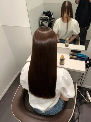 セミロング Wisteria所属・美髪特化✨ 伊織✨縮毛矯正✨のヘアスタイル