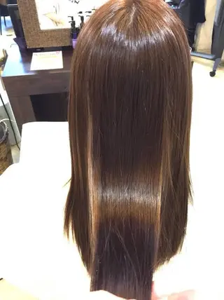 ロング イーストバイエルゴ川崎東口店所属・美髪へ導く 鈴木勝登のヘアスタイル