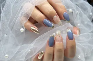 ネイル Minako 【Charmant】のネイルデザイン