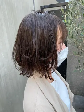 ミディアム カラー 赤み消し韓国ヘア レイヤー縮毛🤍渡邉のヘアスタイル