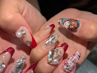 ネイル エステとネイル ローズコンフォートのネイルデザイン