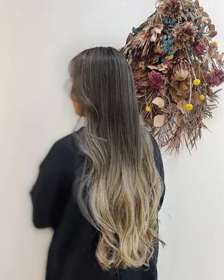 ロング カラー ふなき あすかのヘアスタイル