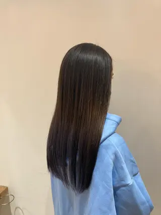 ロング カラー 前田 梨沙のヘアスタイル