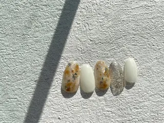 ネイル MAXKELLY Ayakaのネイルデザイン