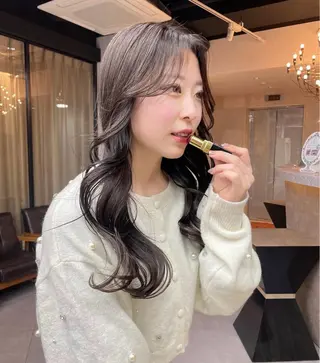 ロング カラー 韓国/レイヤー/ 透明感🩶ひかる🩶のヘアスタイル