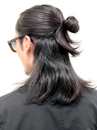 ロング 阿多 克昇のヘアスタイル